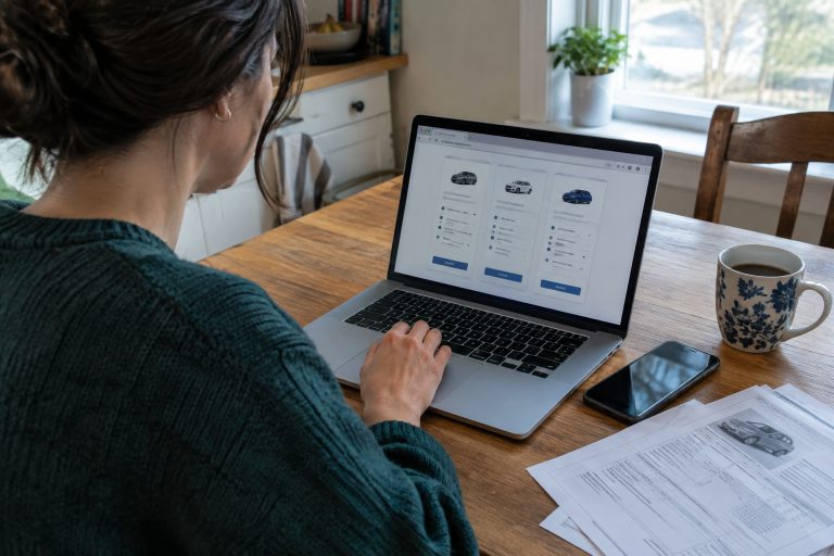 How to Compare Auto Insurance Quotes Online